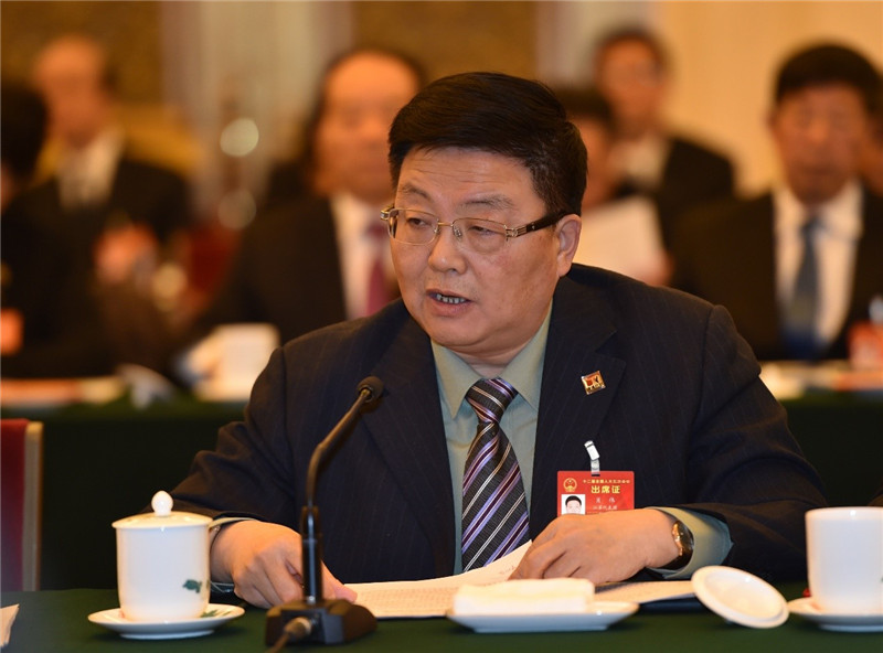 无愧使命担任 不负时期妄想——全国人大代表肖伟出席第十二届全国人大五次会议纪实